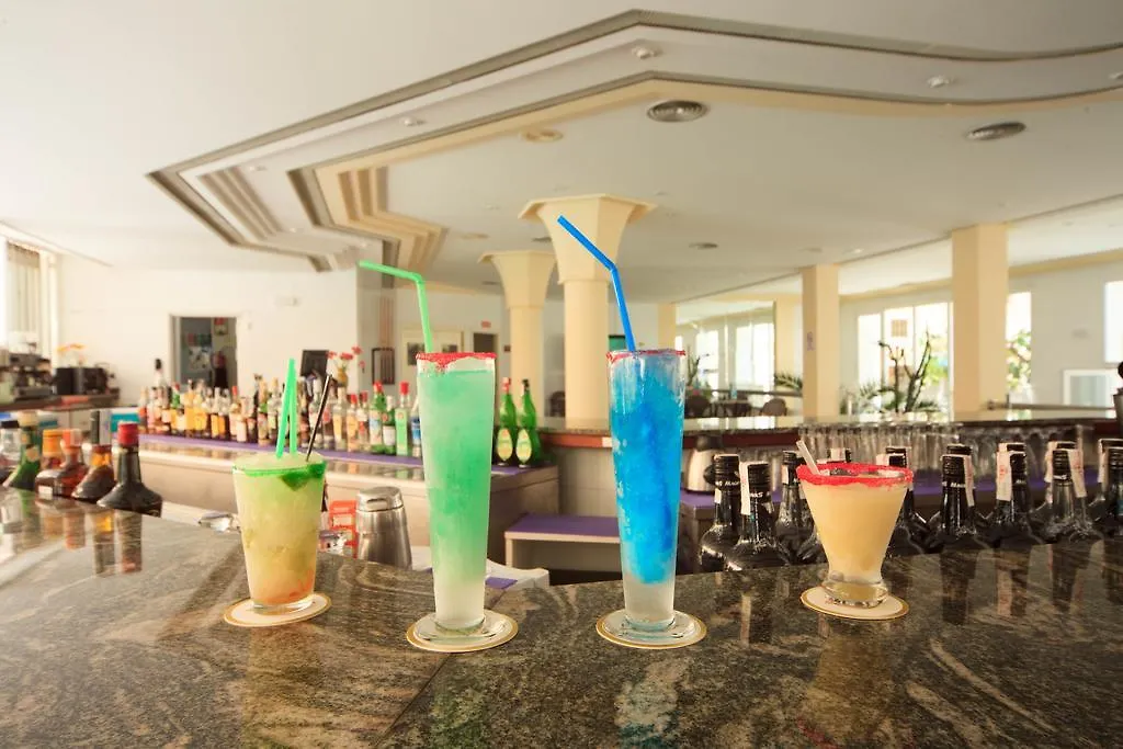 Maracaibo Aparthotel Can Picafort 3*,  Spanyolország